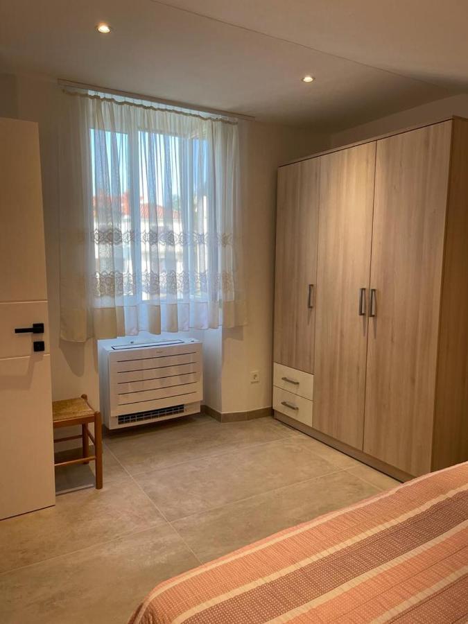 Apartment Hrabric Njivice Eksteriør bilde